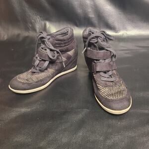 Steve Madden girl black mesh wedge sneakers size 7.5
